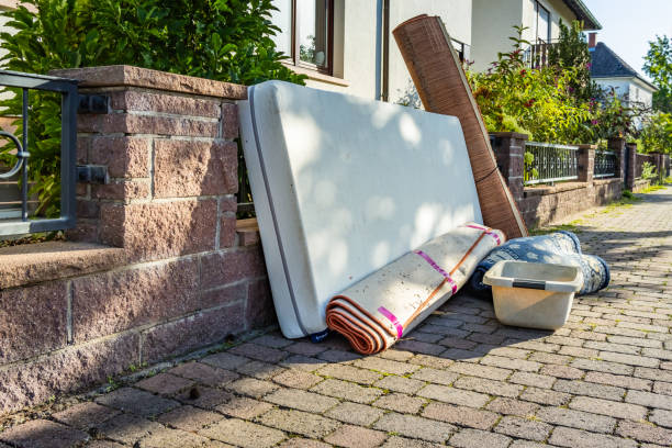 Commercial Cleanout Services in Burt, MI