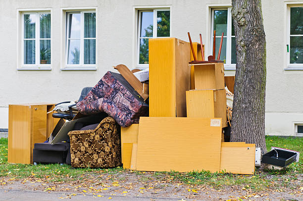 Best Yard Cleanup Services  in Burt, MI